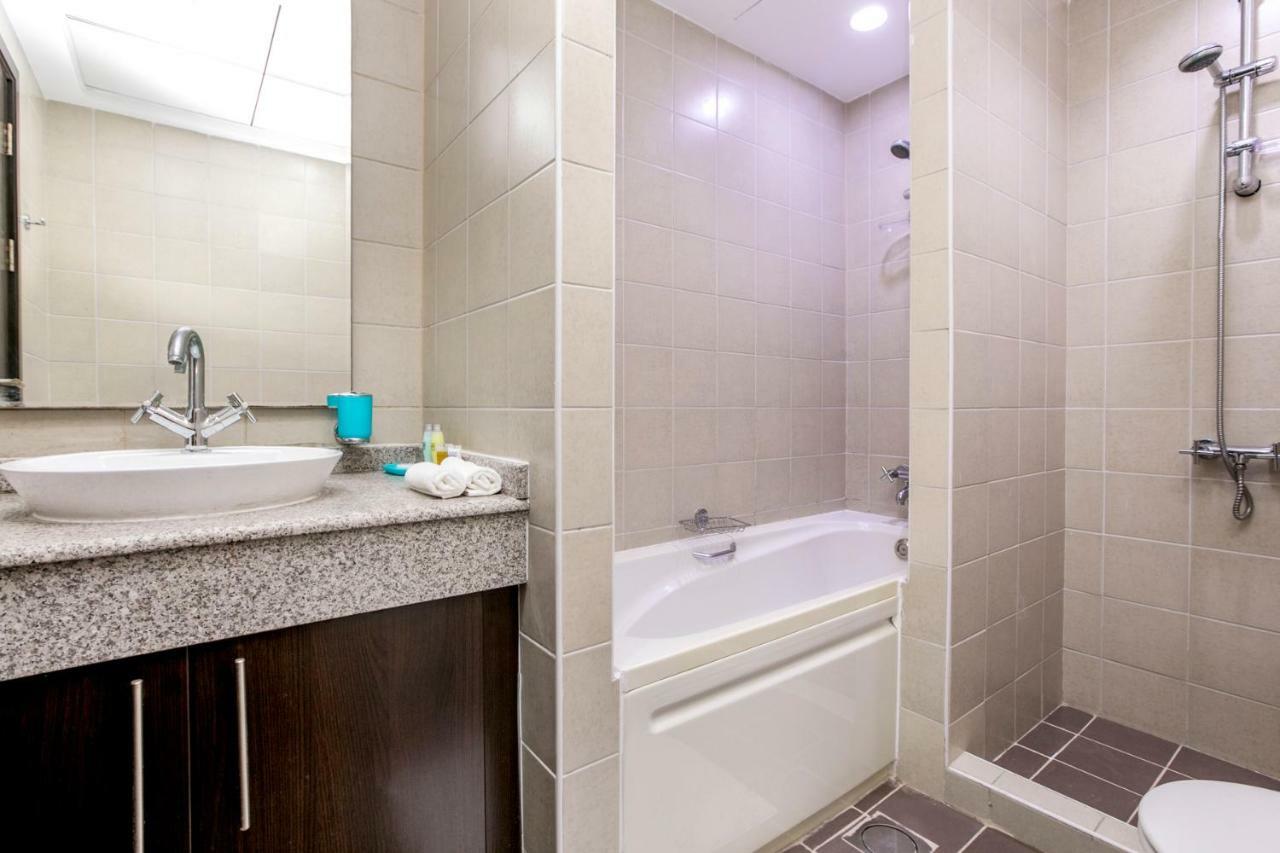 2Br High Floor Torch Tower Dubai Marina Apartment Exterior photo